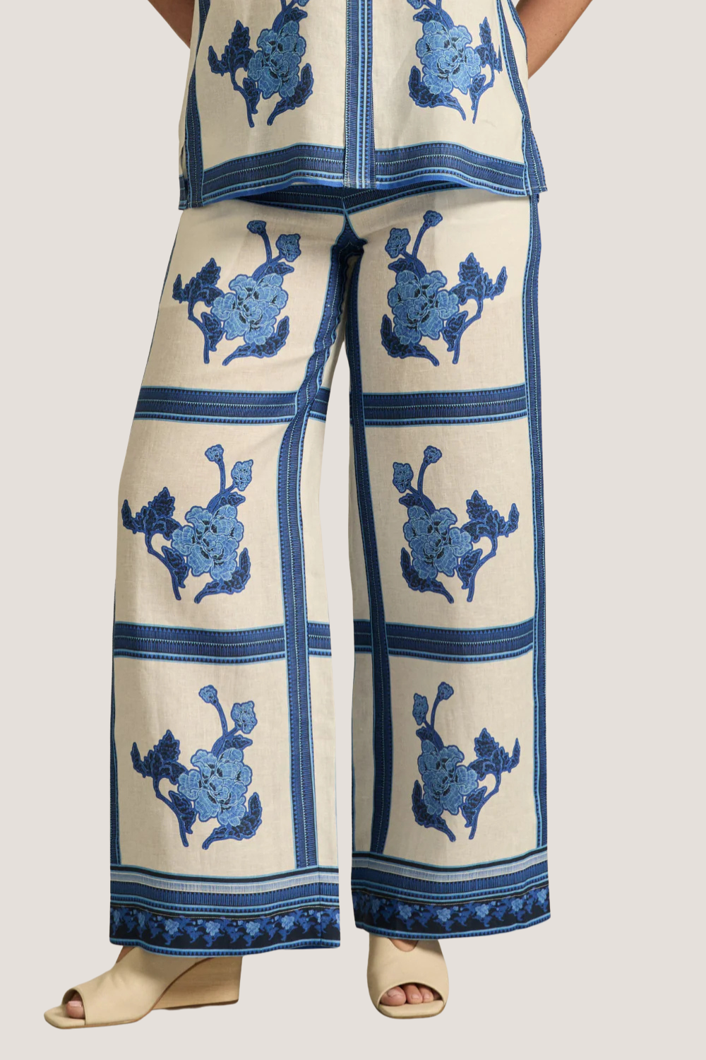 Gesture Pant | Azure Collage