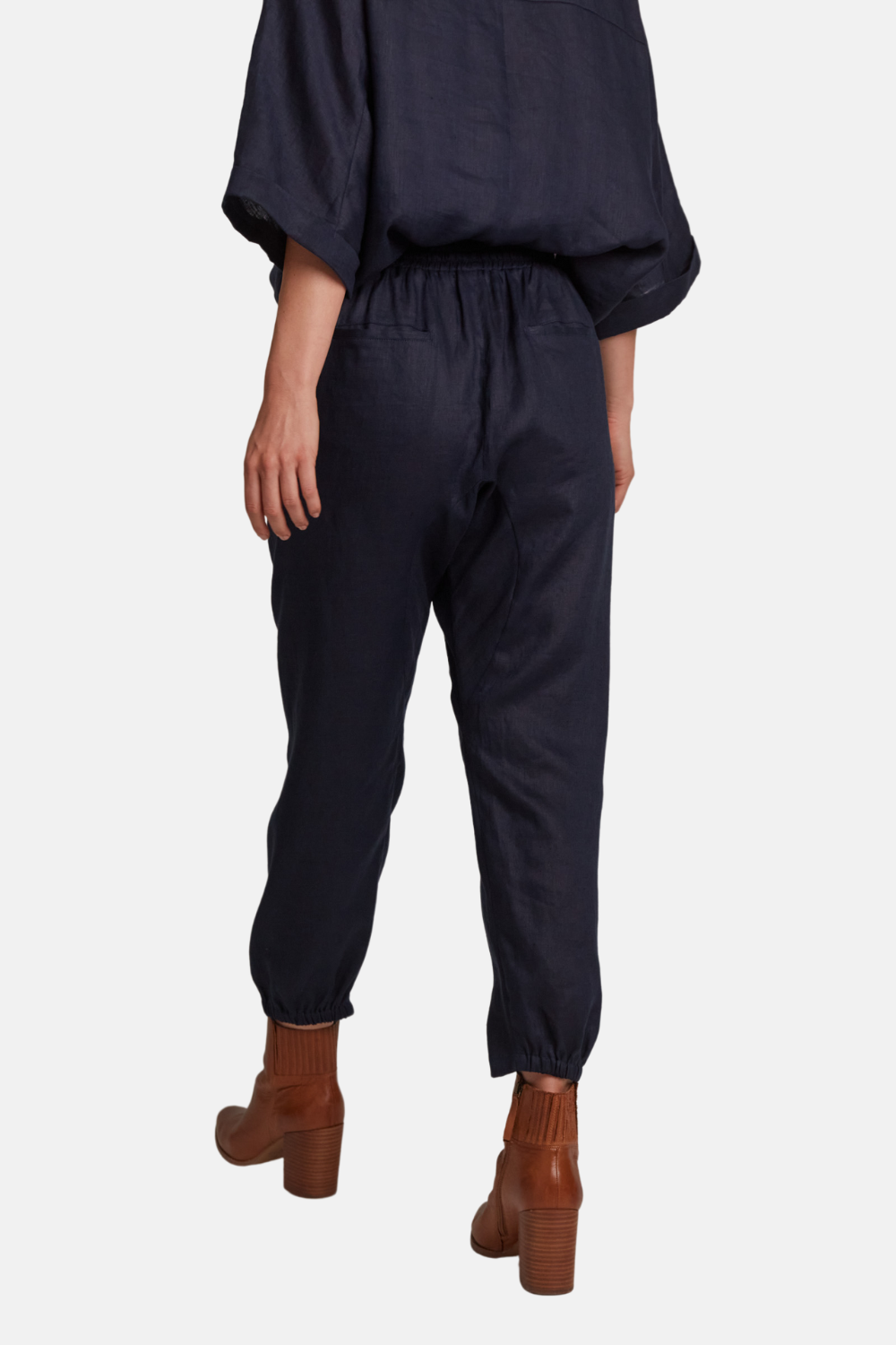 Studio Relaxed Pant | Navy