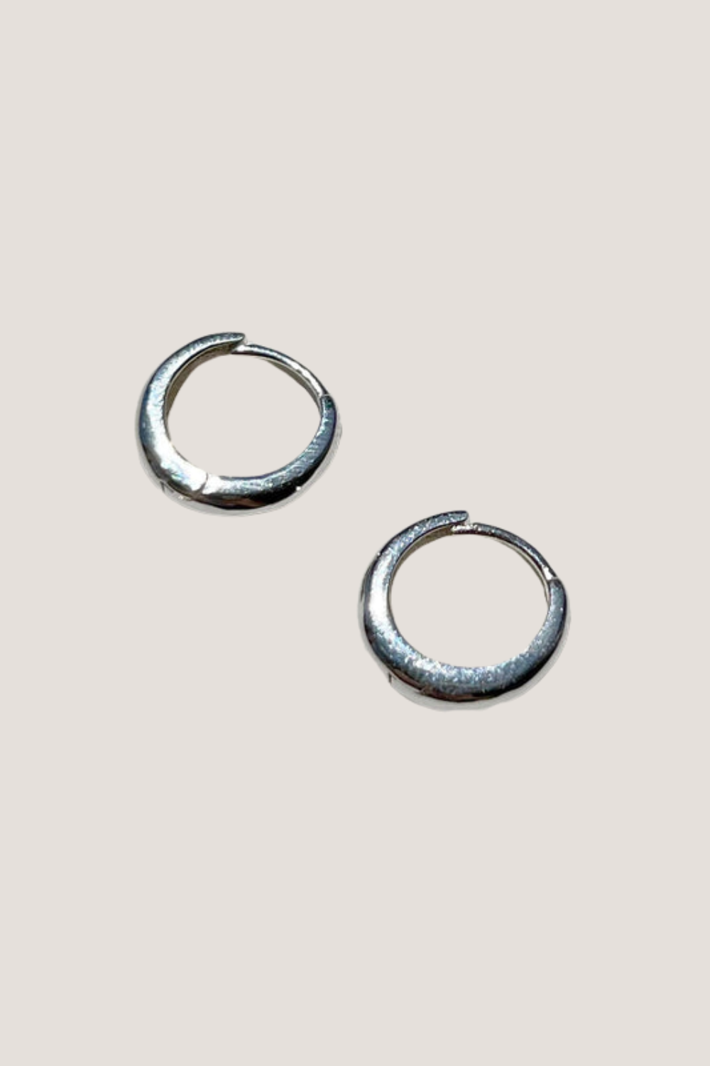 Positano Mini Hoops | Silver