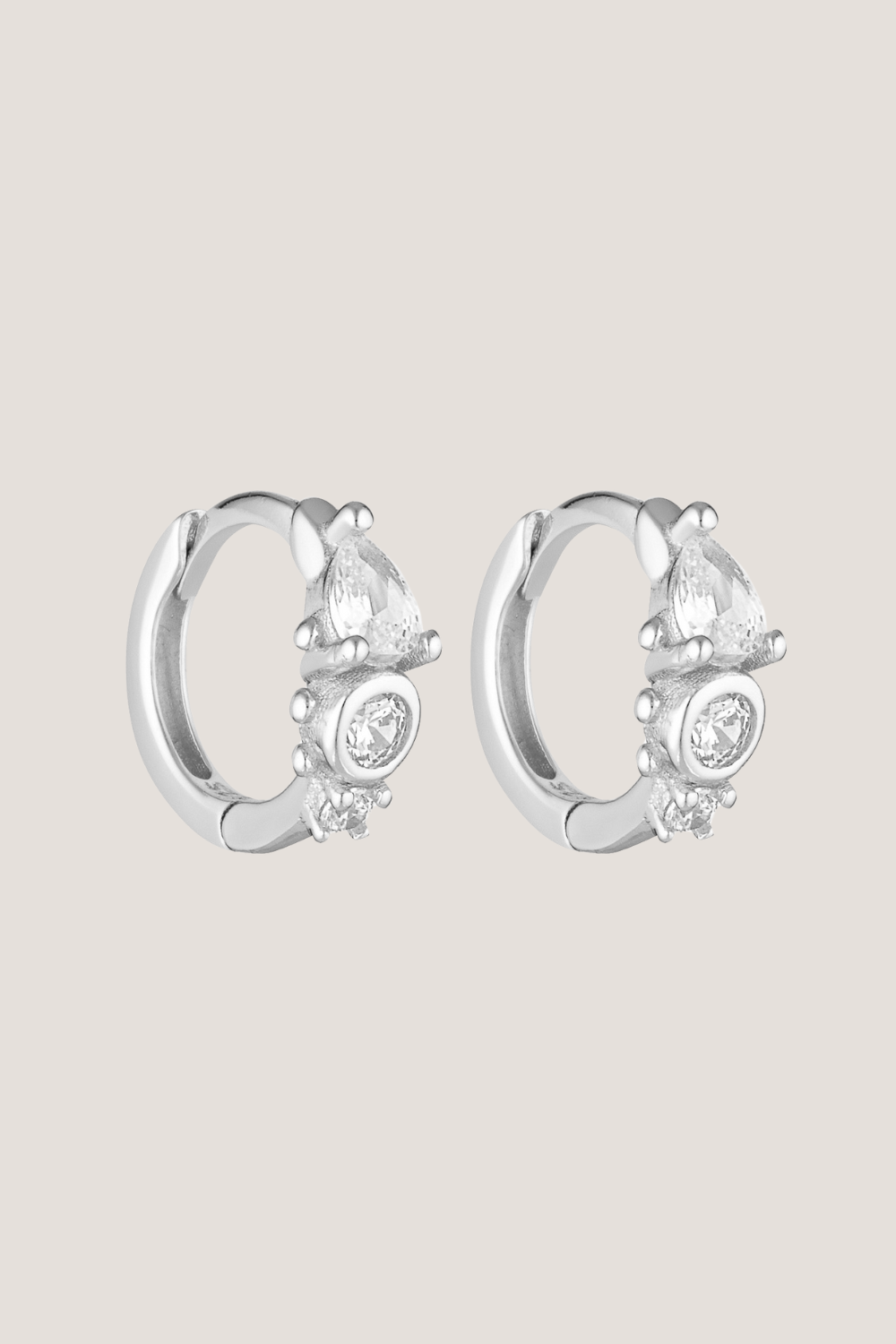 Heirloom Huggies | Silver/Clear