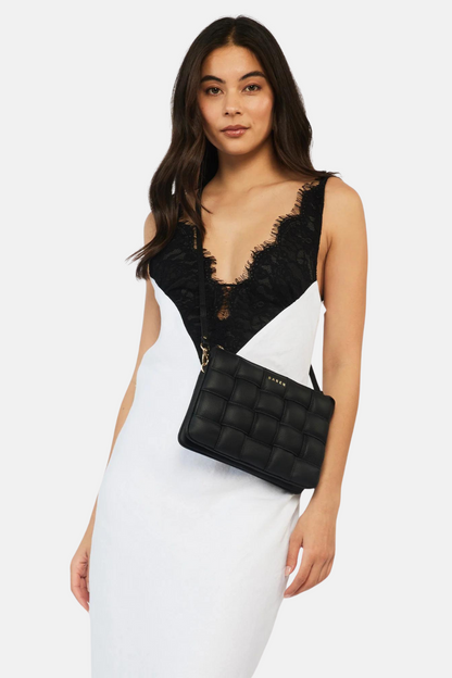 Tilly's Big Sis Crossbody | Black Woven