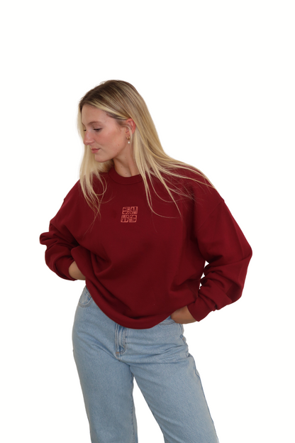 Monica Graphic Crew | Burgundy