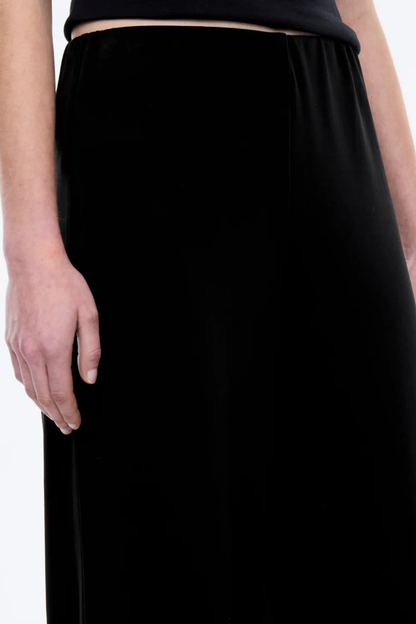 Alessa Relaxed Soft Jersey Pant | Black