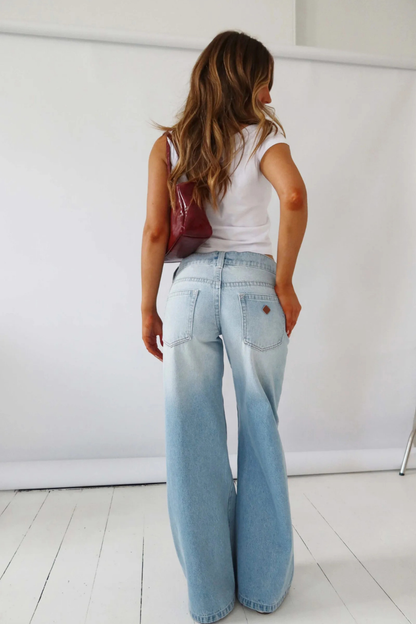 00 Super Low & Wide | Kaia Worn