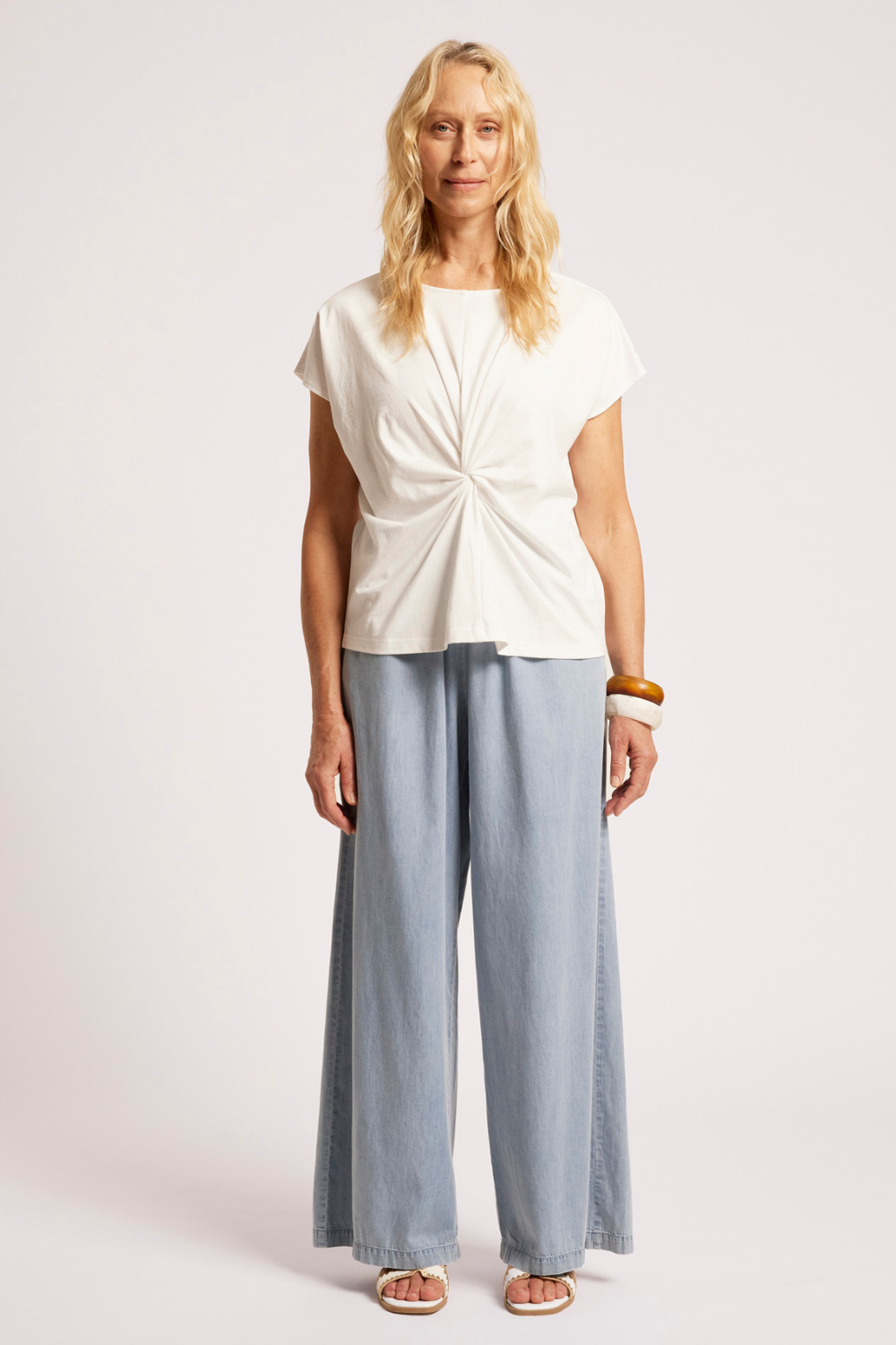 Casa Twist Tshirt | White