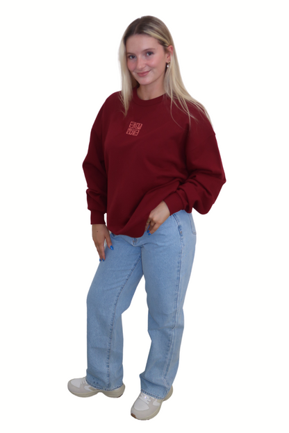 Monica Graphic Crew | Burgundy