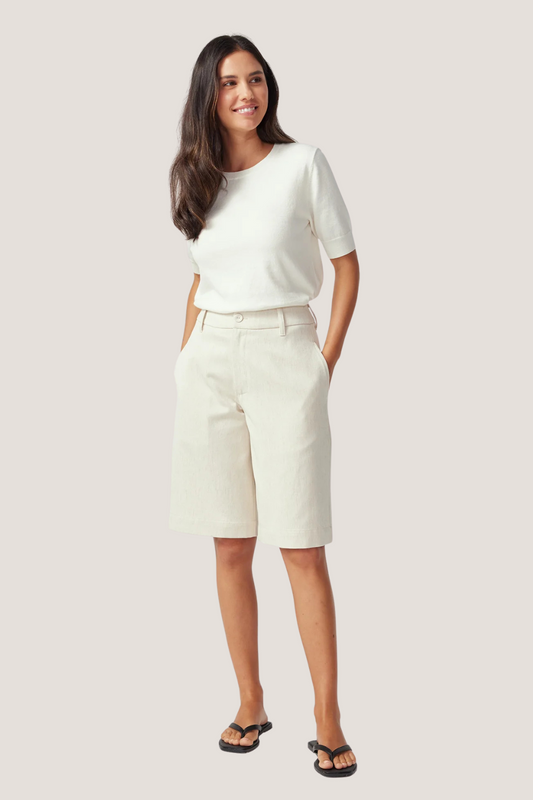 Inayah Short | Natural