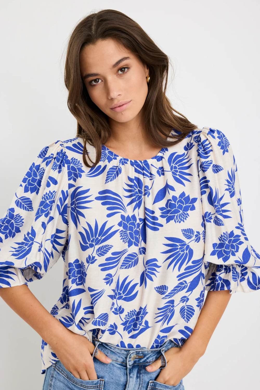 Justify Blue Lotus SS Blouson Sleeve Top