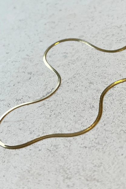 Sphinx 2mm Snake Chain Necklace | Gold