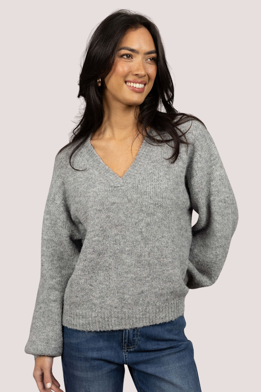 Nouveau V Neck | Ash