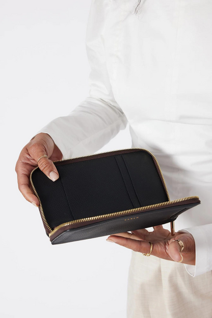 Lisbon Travel Wallet | Black