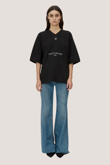 Larissa Logo Tee | Black