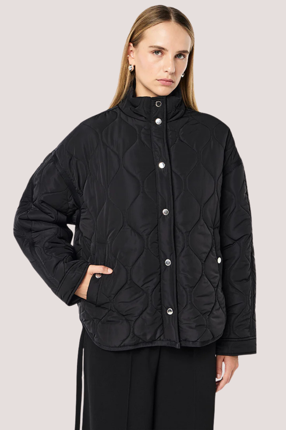 Surge Quilt Jacket | Black