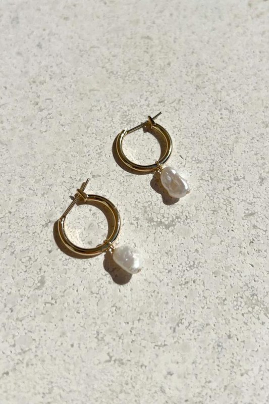 Mini Keshi Pearl Hoops Gold