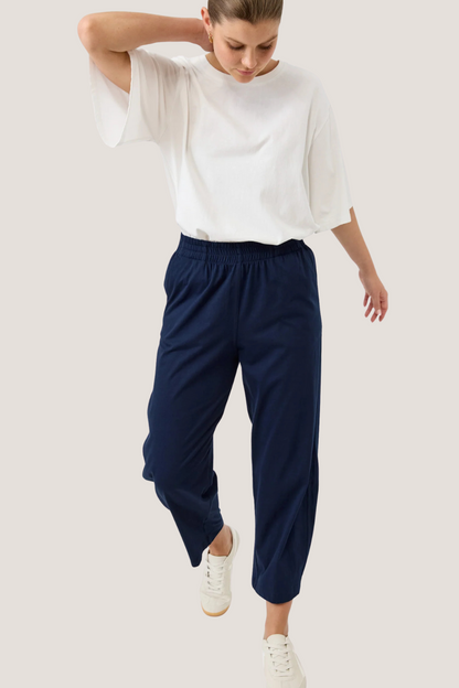Studio Traveller Pant | Indigo