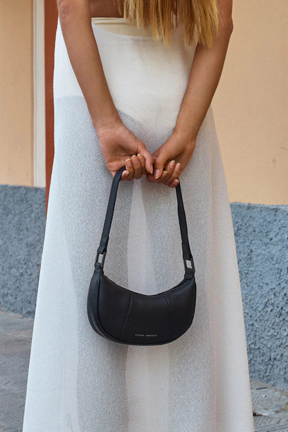 Solus | Black