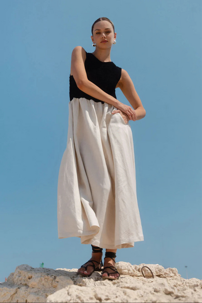 Bryar Black Natural Linen Blend SS Shirred Bodice Midi Dress