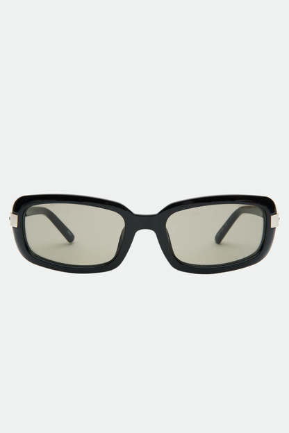 Delilah | Black/Smoke