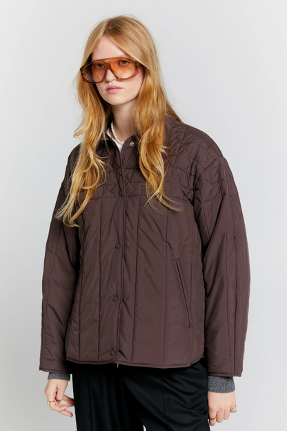 Quilted Voyager Jacket | Mahogany
