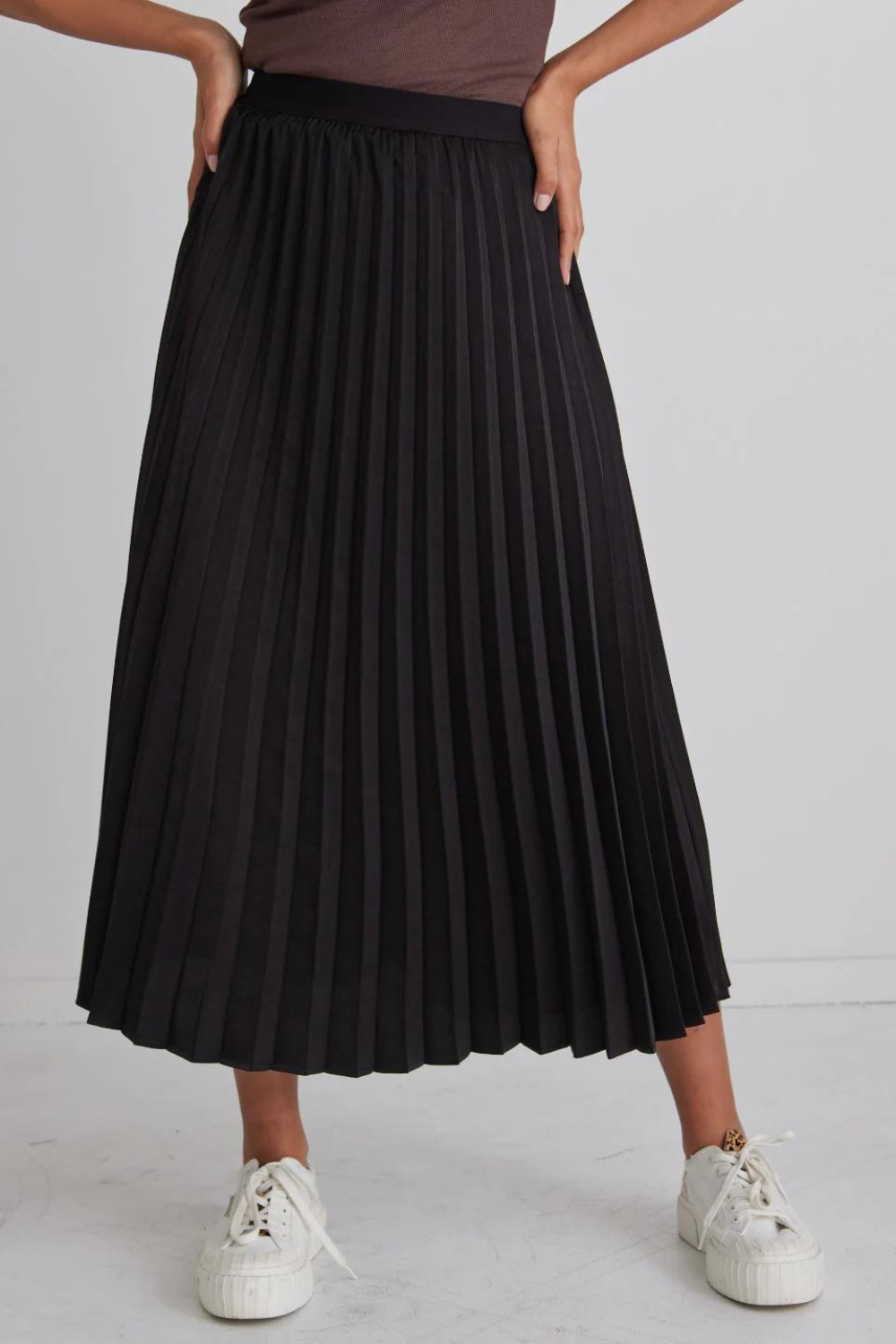 Radiant Satin Pleated Midi Skirt | Black