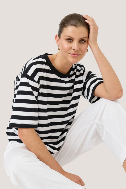 Studio Stripe Tshirt | Ebony