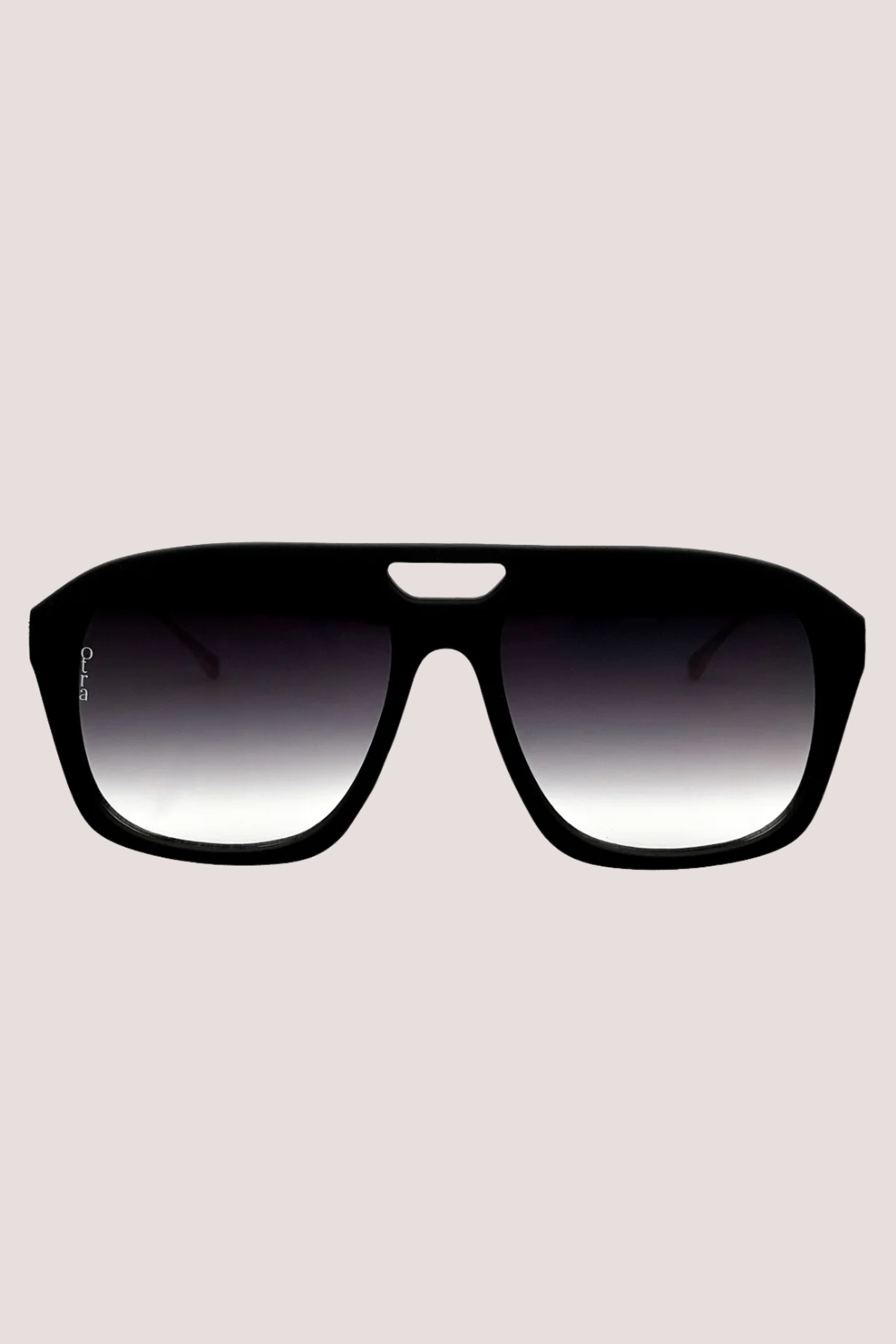 Reina | Black/Smoke Fade