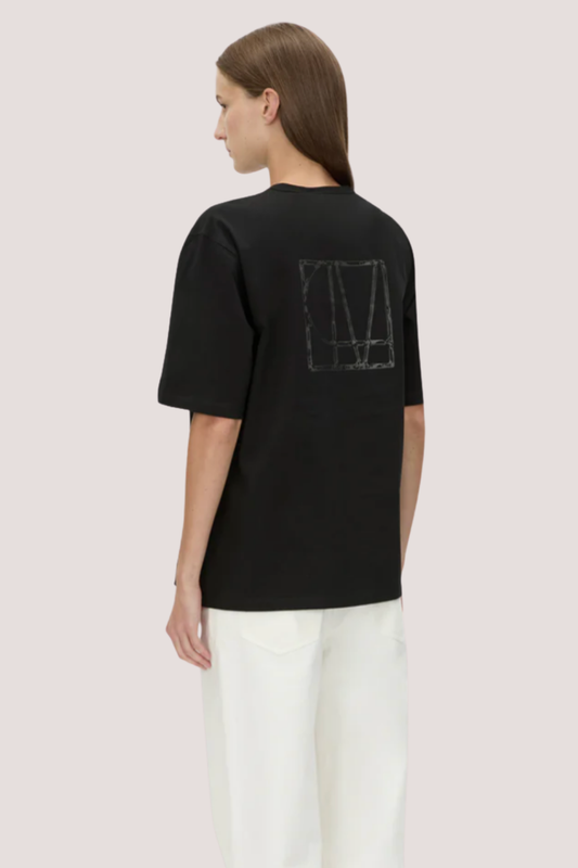 Patina Monogram Tee | Black