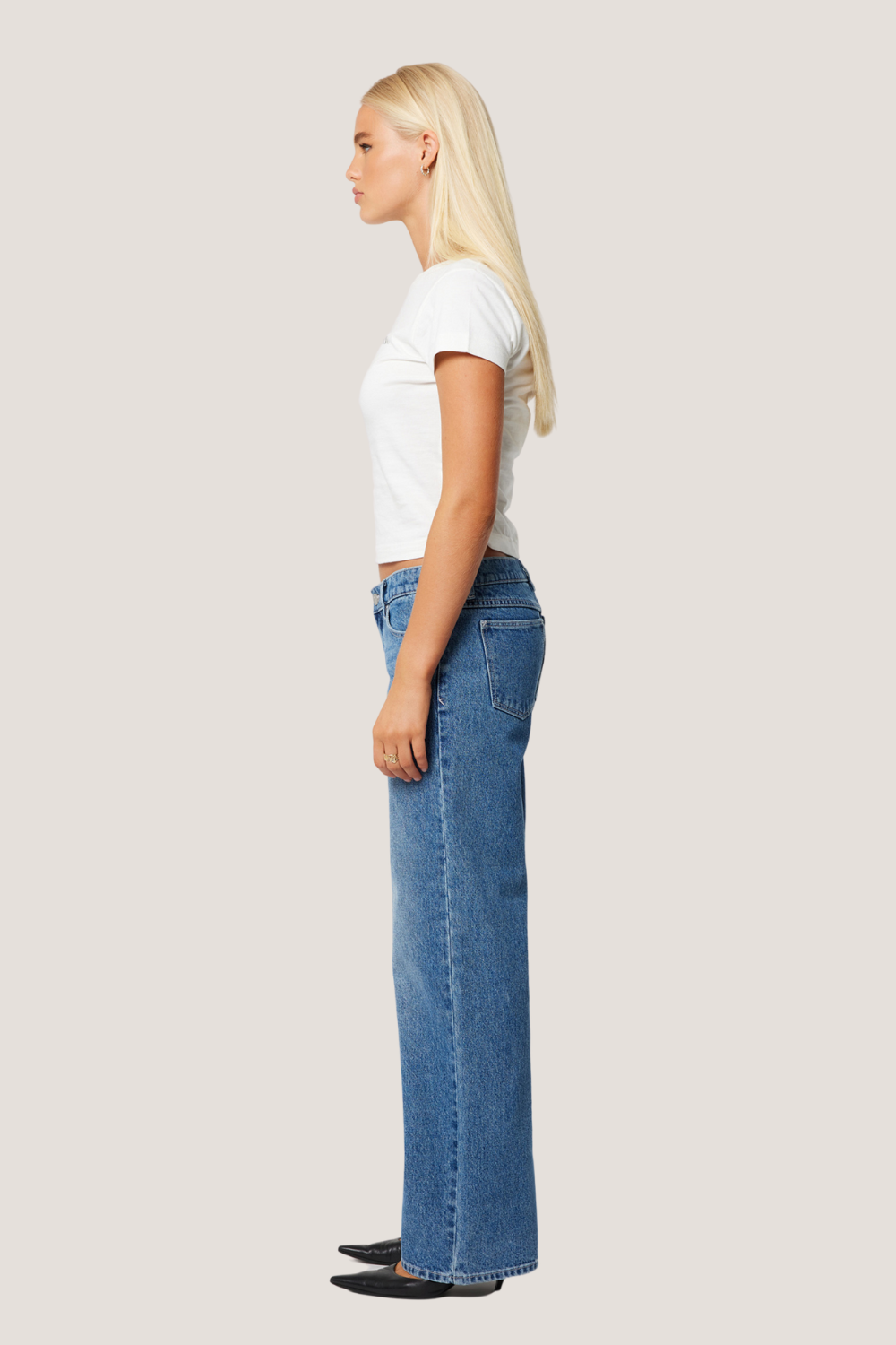 99 Low & Wide | Kim