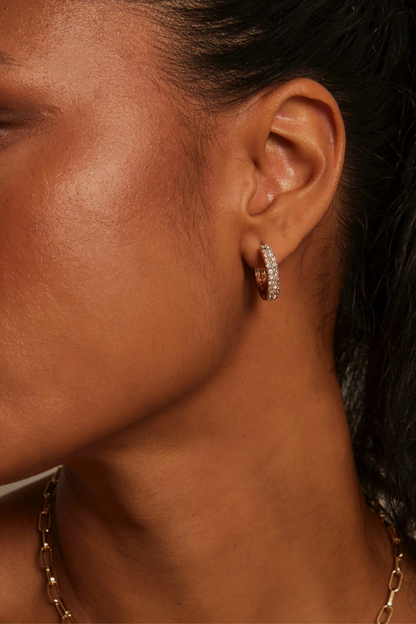 Diamante Medium EOL Gold Hoop Earring