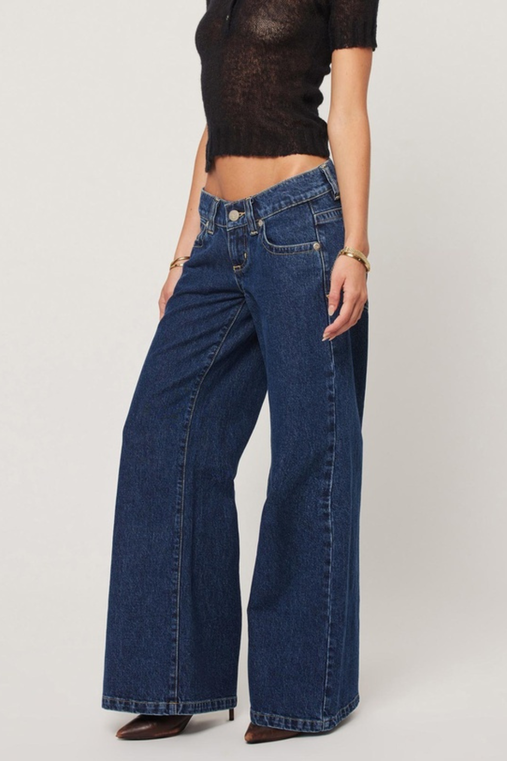 00 Super Low & Wide | Tara