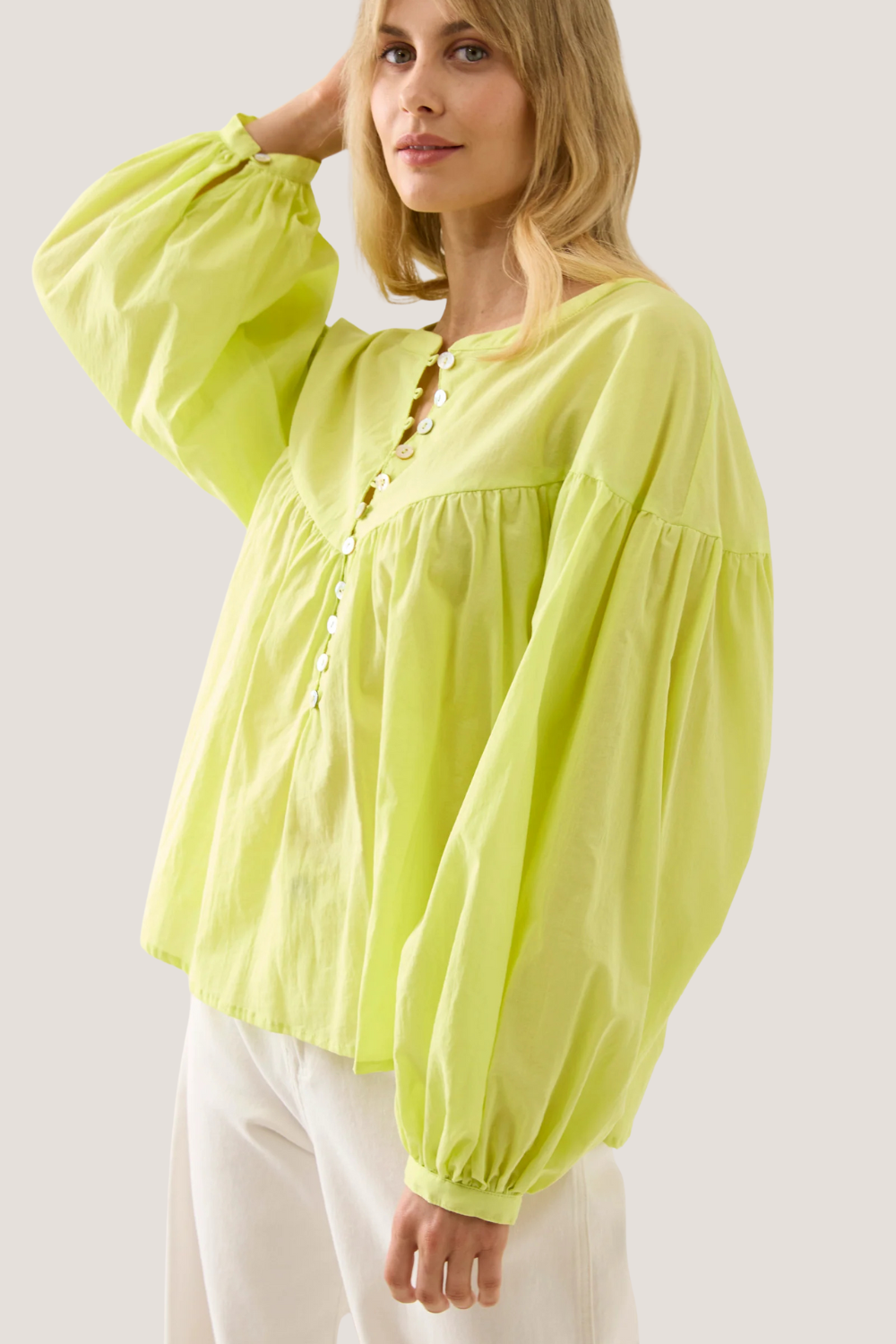 Aurora Button Blouse | Pomelo