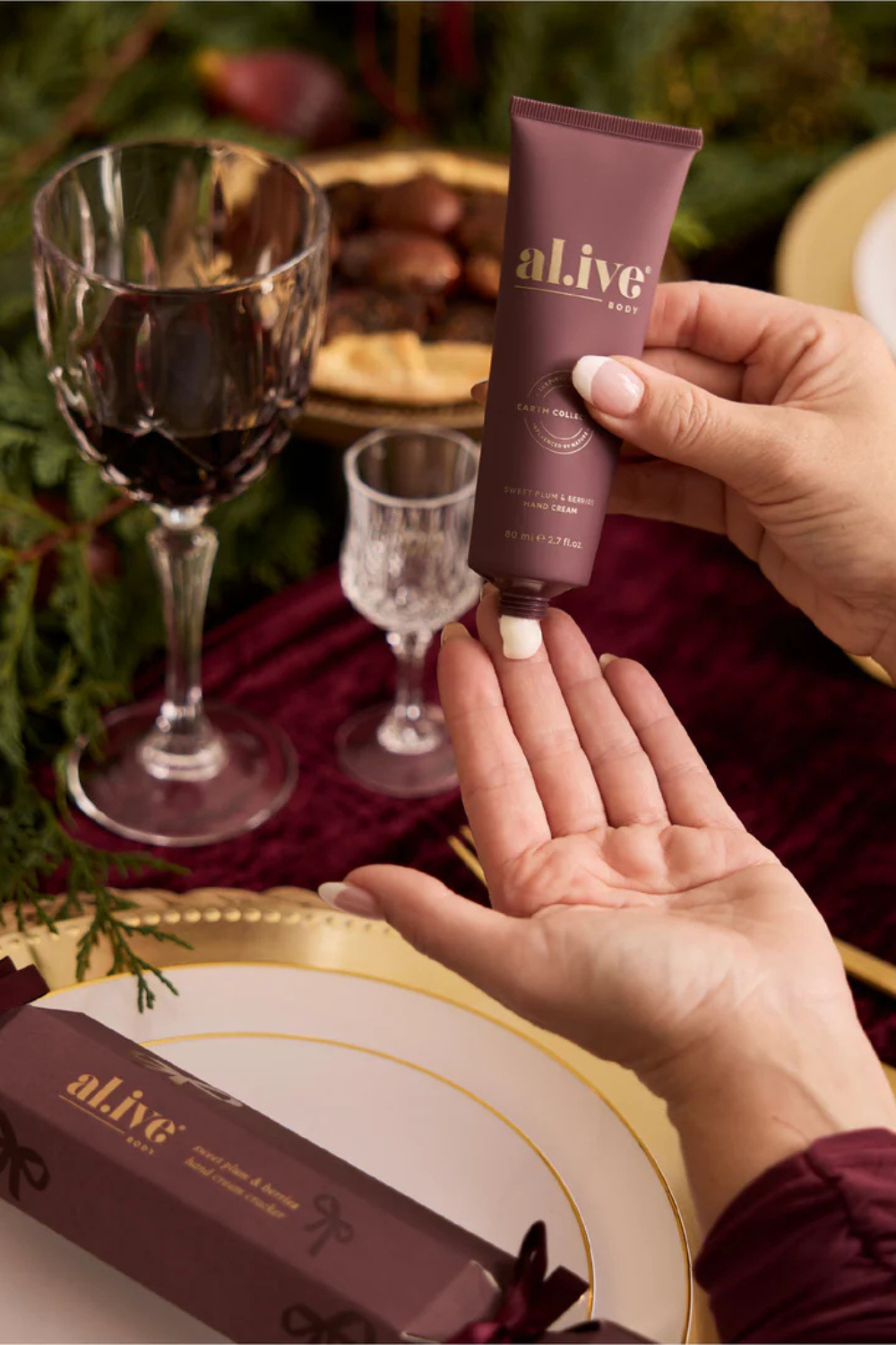 Hand Cream Cracker | Sweet Plum & Berries