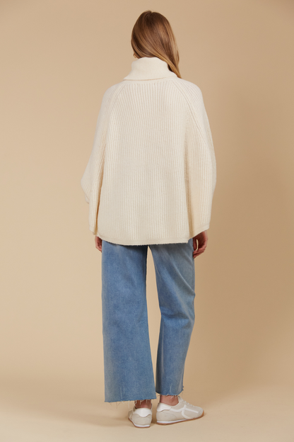 Miru Poncho | Canvas
