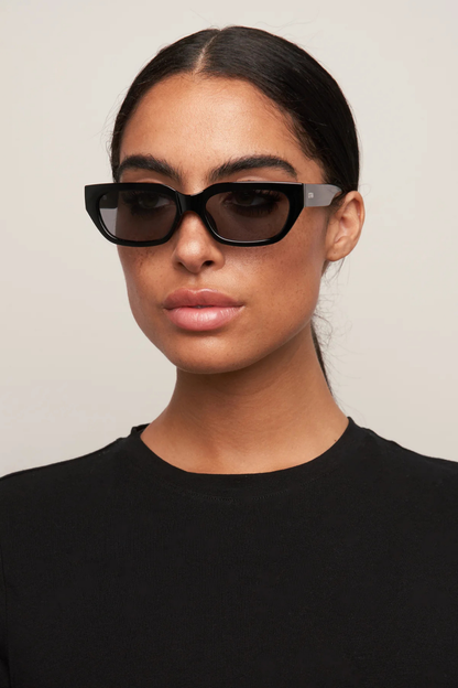 Cato | Black/Smoke