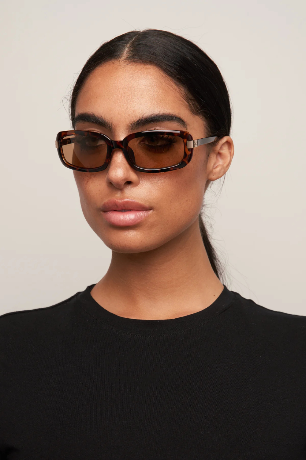 Delilah | Tort/Brown