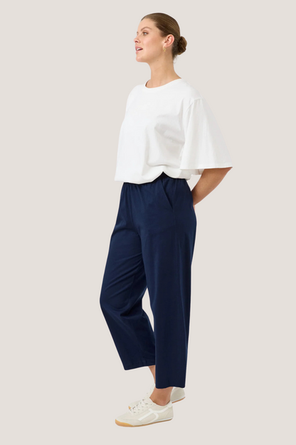 Studio Traveller Pant | Indigo
