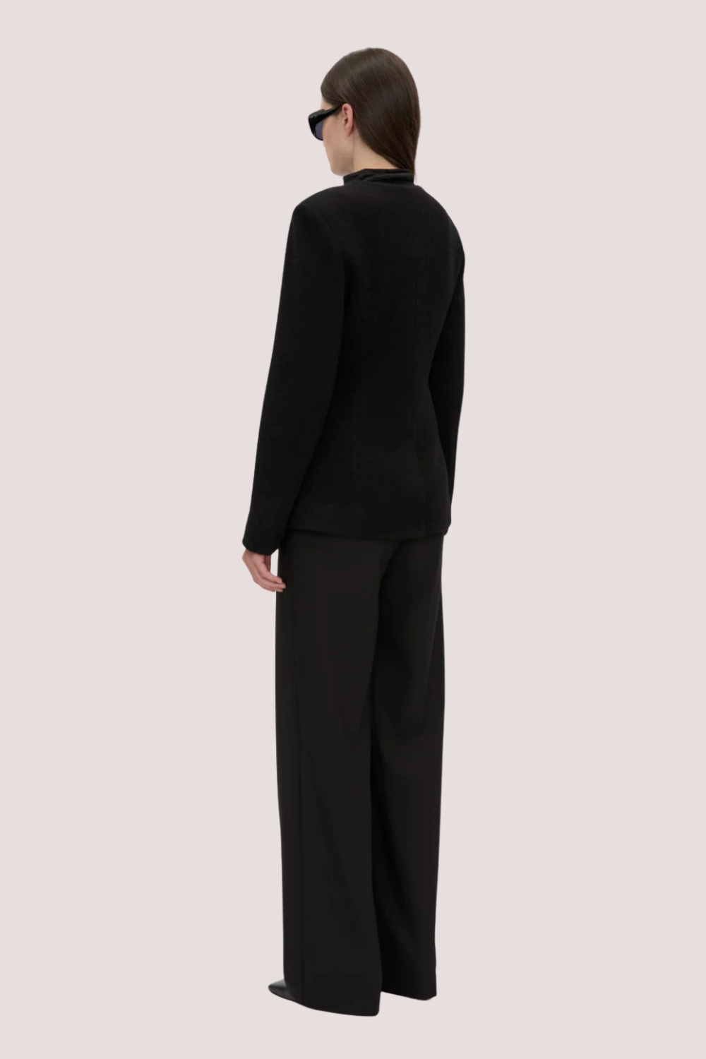 Nomari Short Fitted Coat | Black