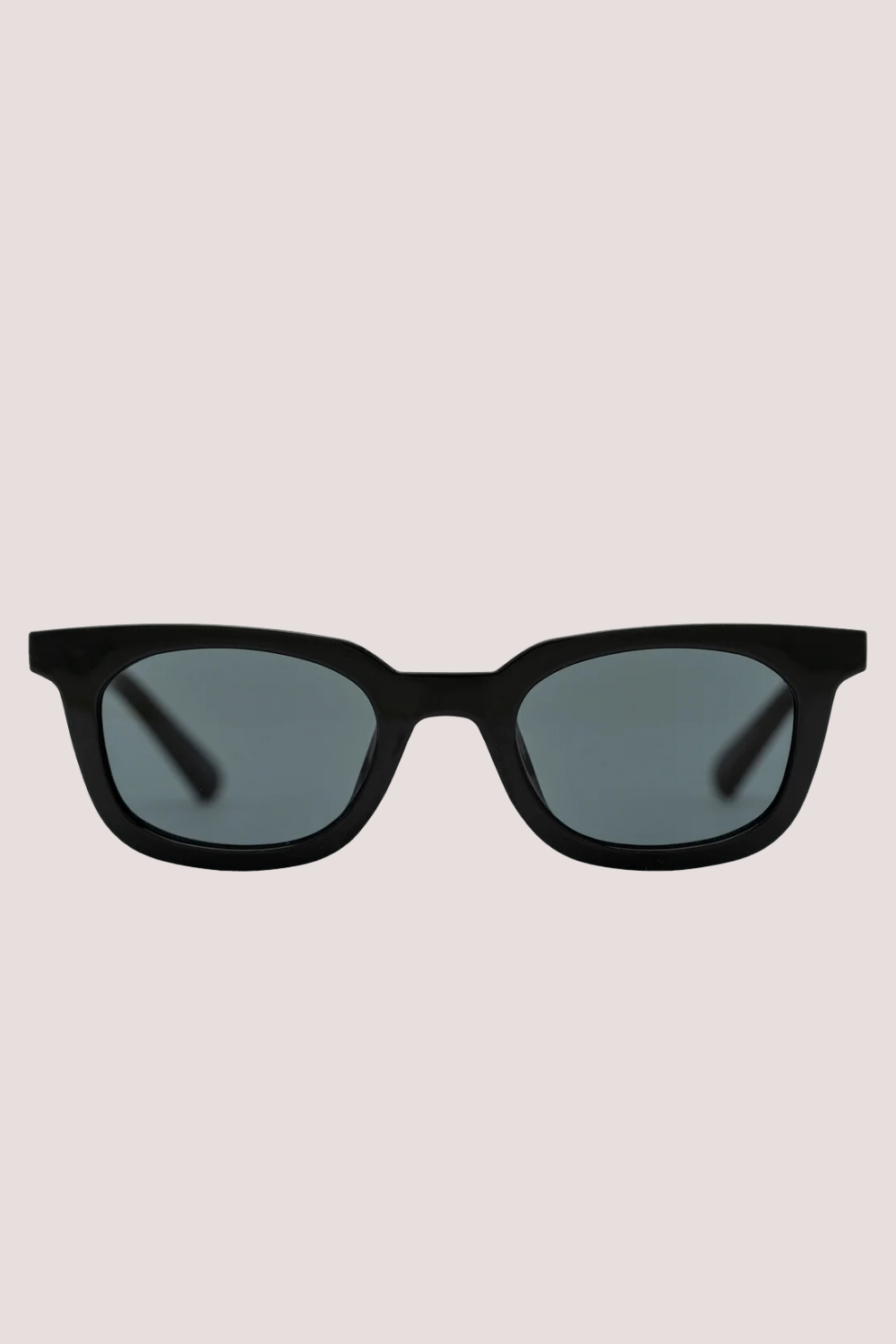 Nia | Black/Smoke