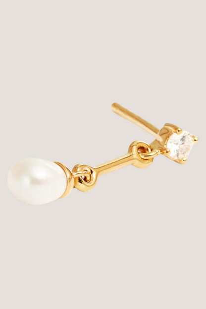 18k Gold Vermeil Embrace Stillness Pearl Drop Earrings