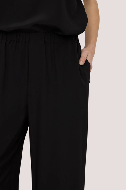 Betty Silk Pant | Black