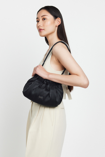 Alexis Shoulder Bag | Black Licorice Pleat