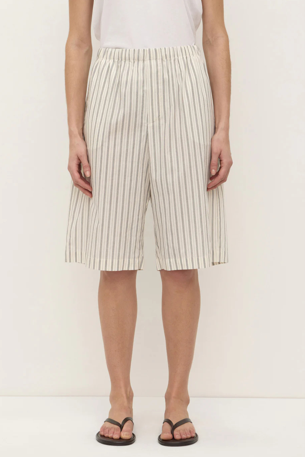 Ria Stripe Short | Cream/Smoke