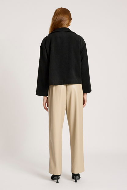 Wanderer Crop Jacket | Black
