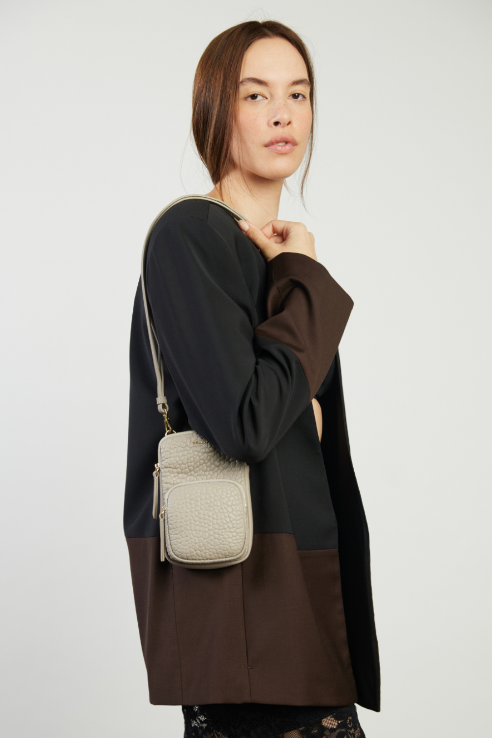 Nikko Pocket Phone Sling | Dove Bubble