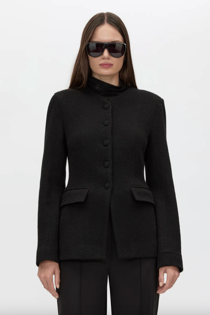 Nomari Short Fitted Coat | Black