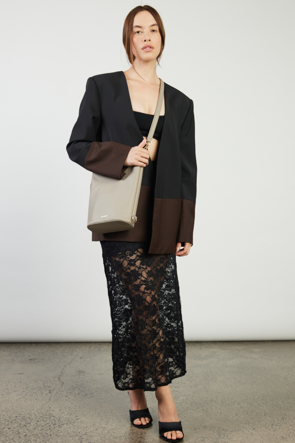Jojo Shoulder Bag | Dove Pebble
