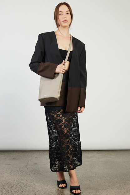 Jojo Shoulder Bag | Dove Pebble