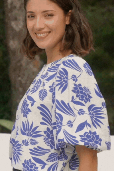 Justify Blue Lotus SS Blouson Sleeve Top