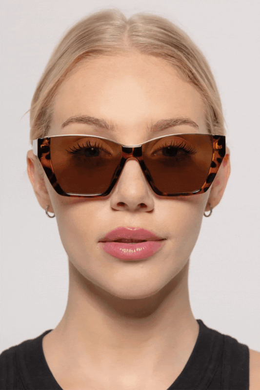 Belle | Tort/Brown