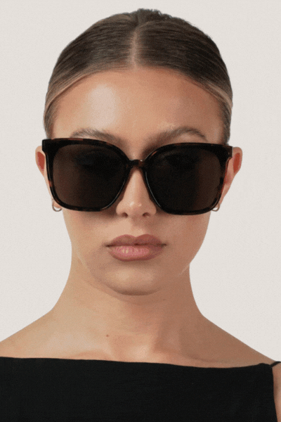 Betty | Tort/Smoke